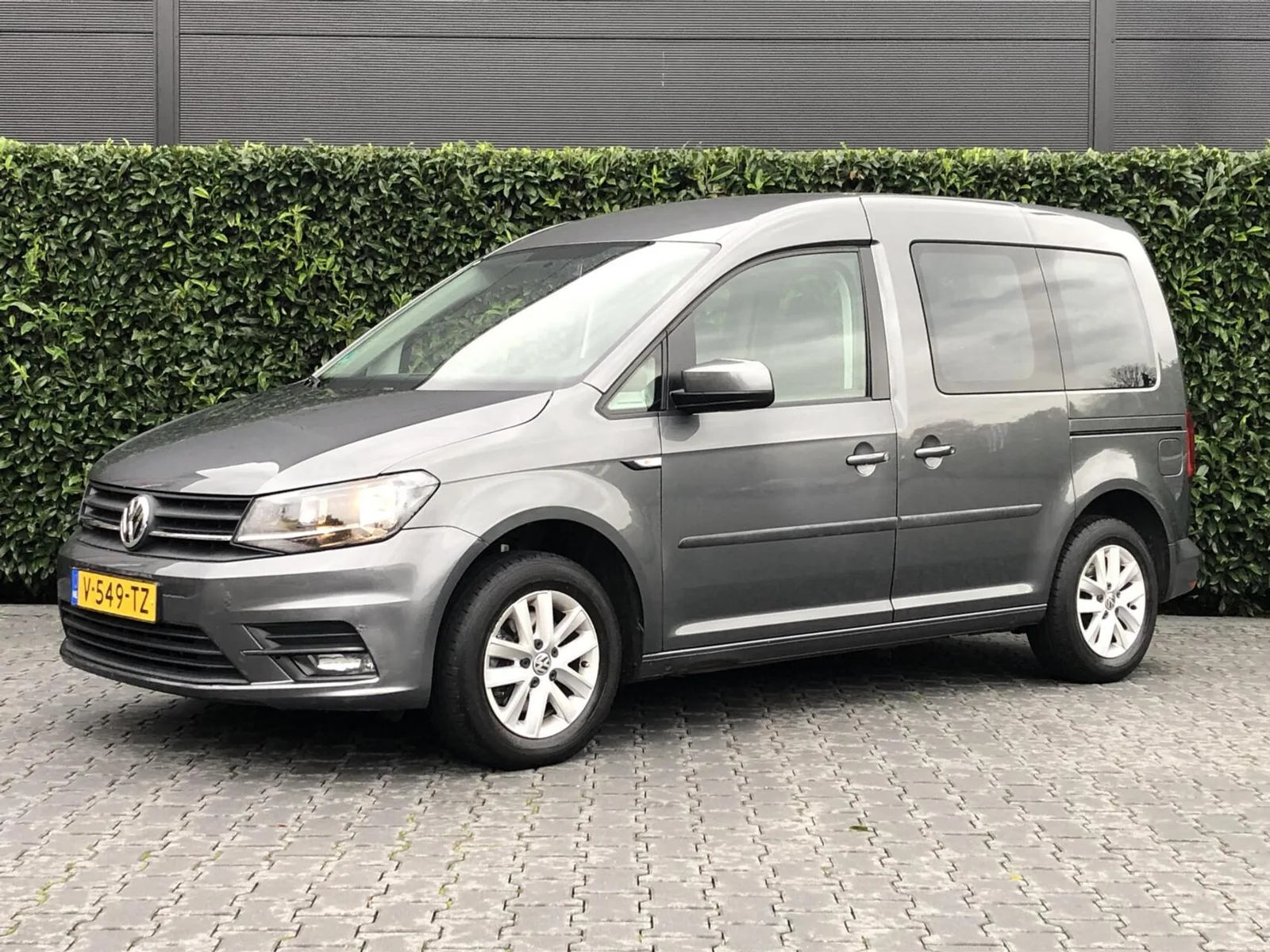 Volkswagen Caddy (2017) — foto 1