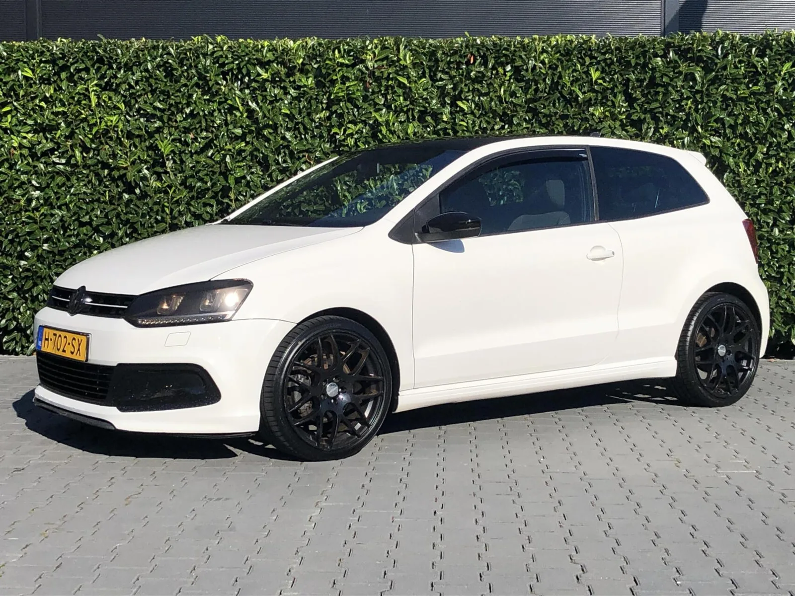 Volkswagen Polo (2013) — foto 1