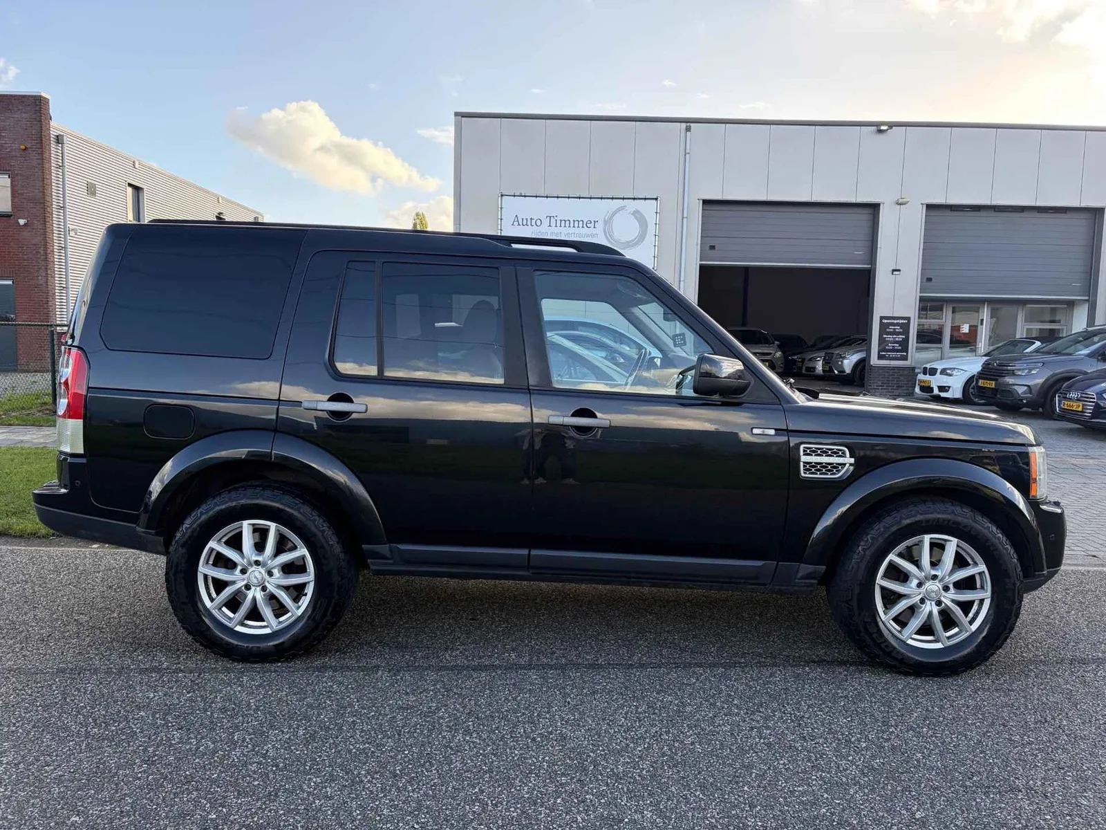 Land Rover Discovery (2009) — foto 1