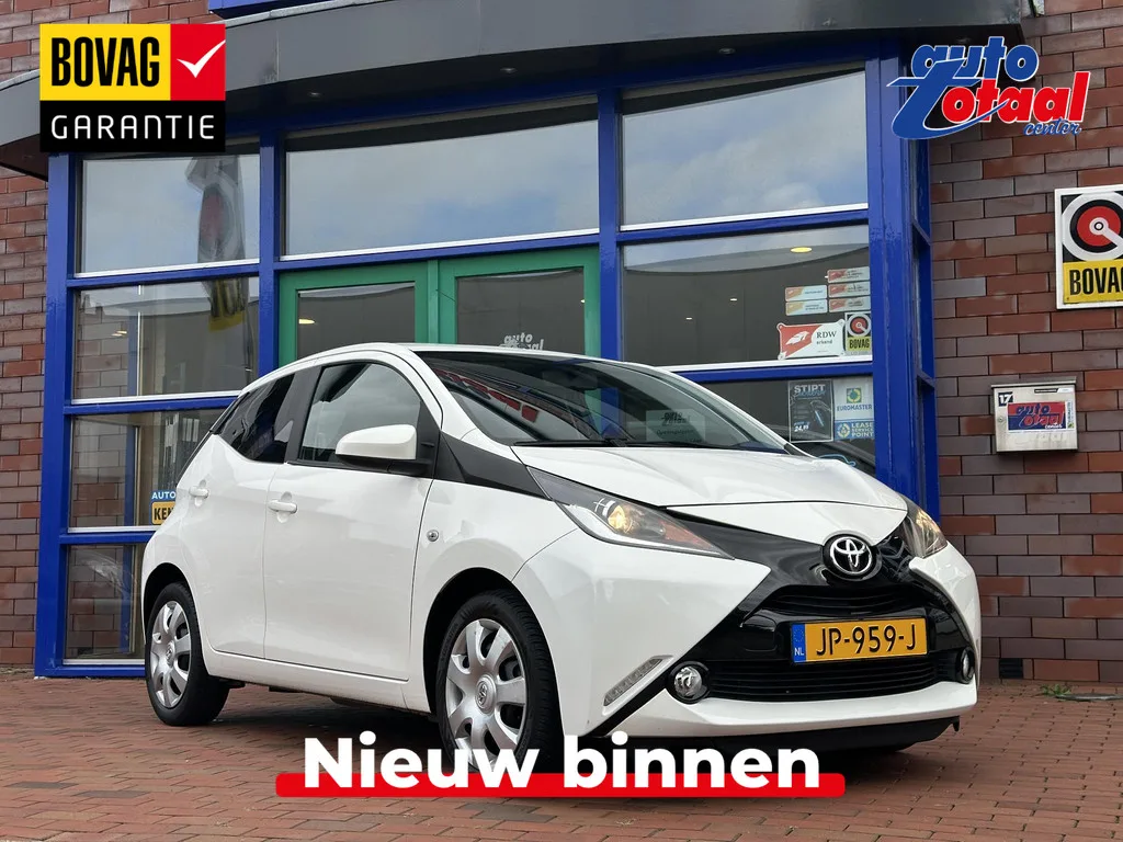 Toyota Aygo (2016) — foto 1