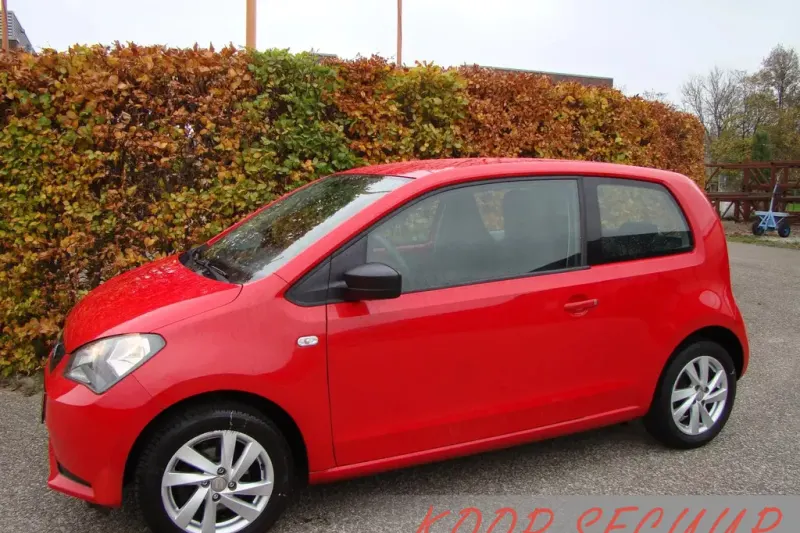 SEAT Mii (2013)