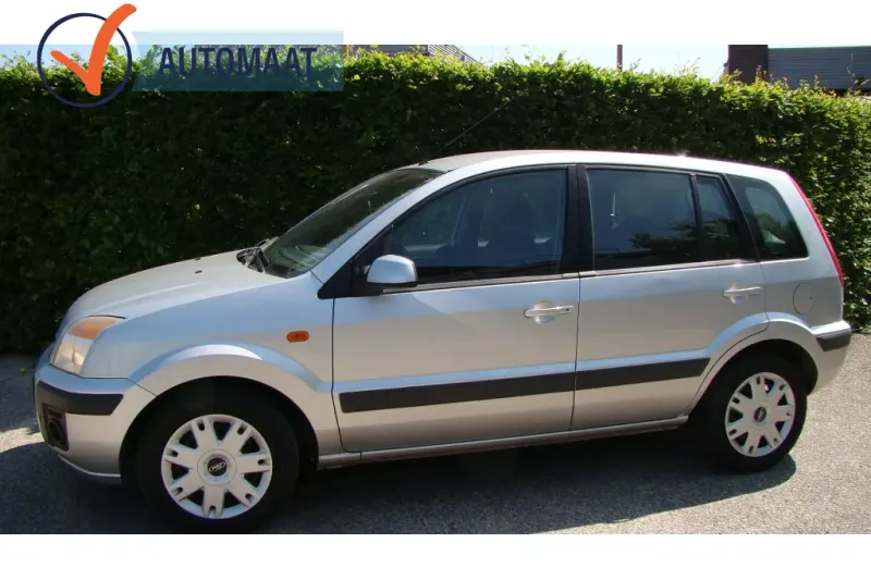Ford Fusion (2007)