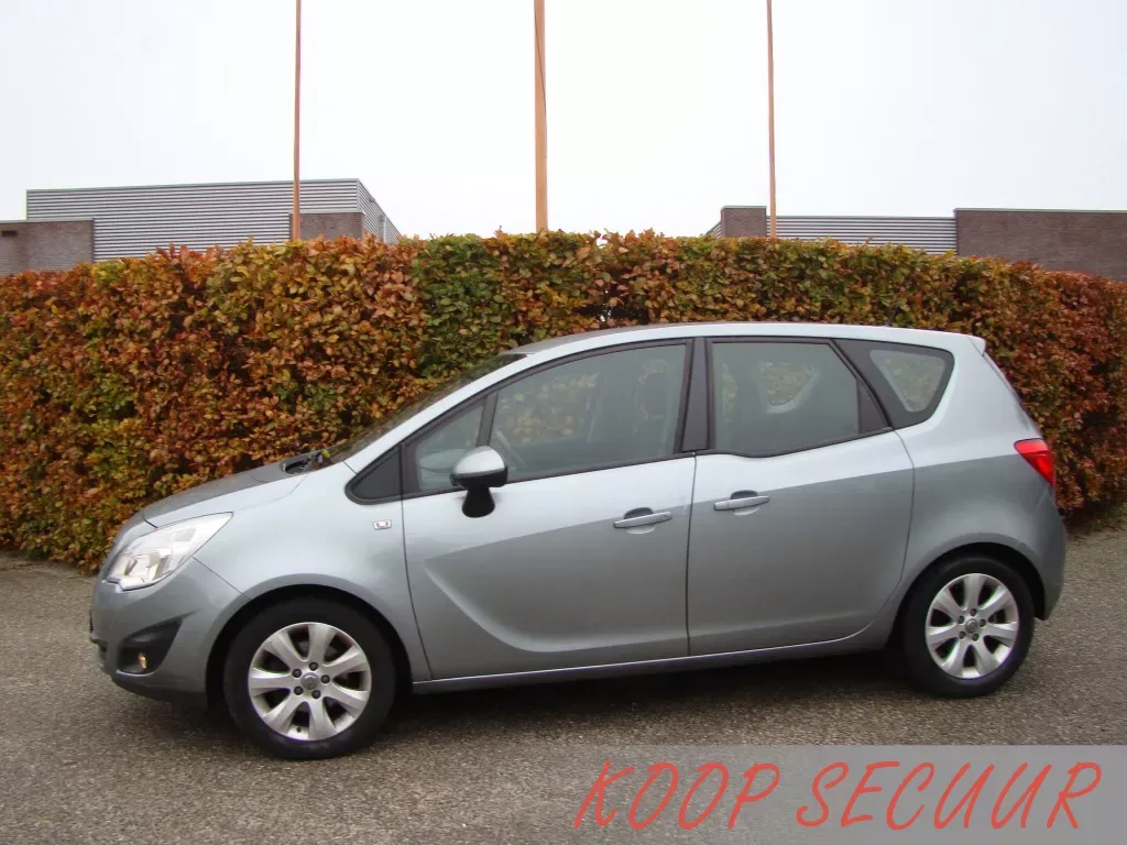 Opel Meriva (2011) — foto 1