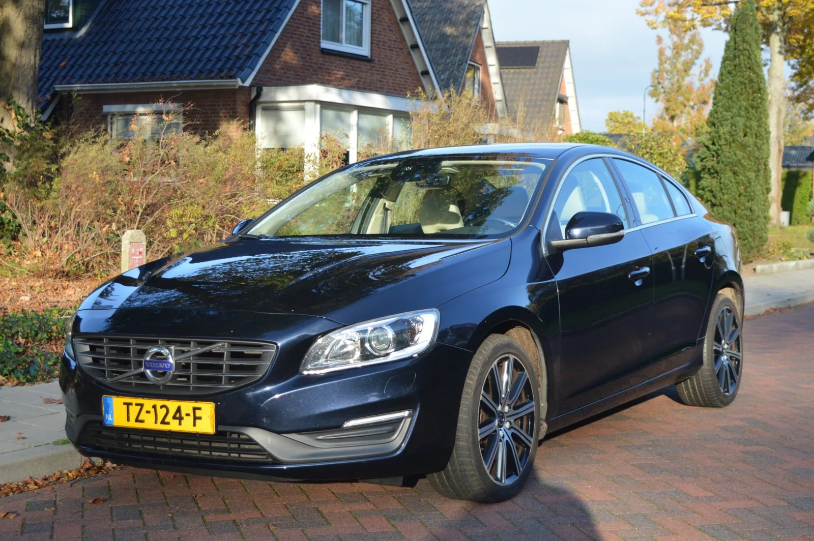 Volvo S60 (2018) — foto 1