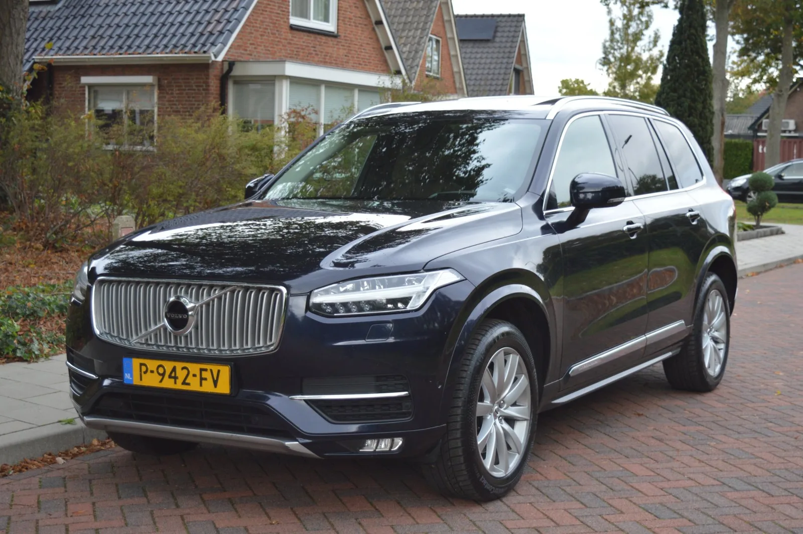 Volvo XC90 (2019) — foto 1