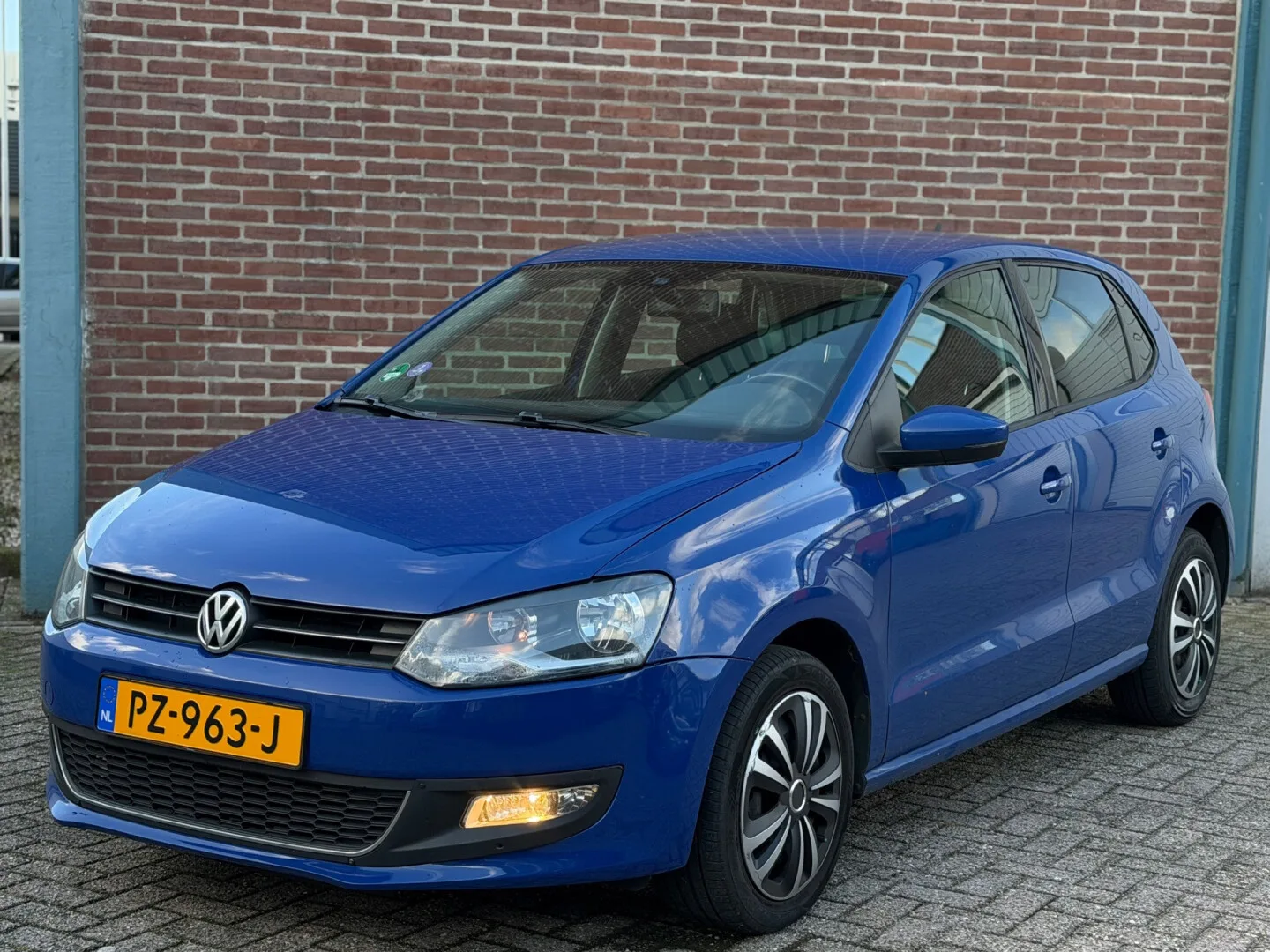 Volkswagen Polo (2010) — foto 1