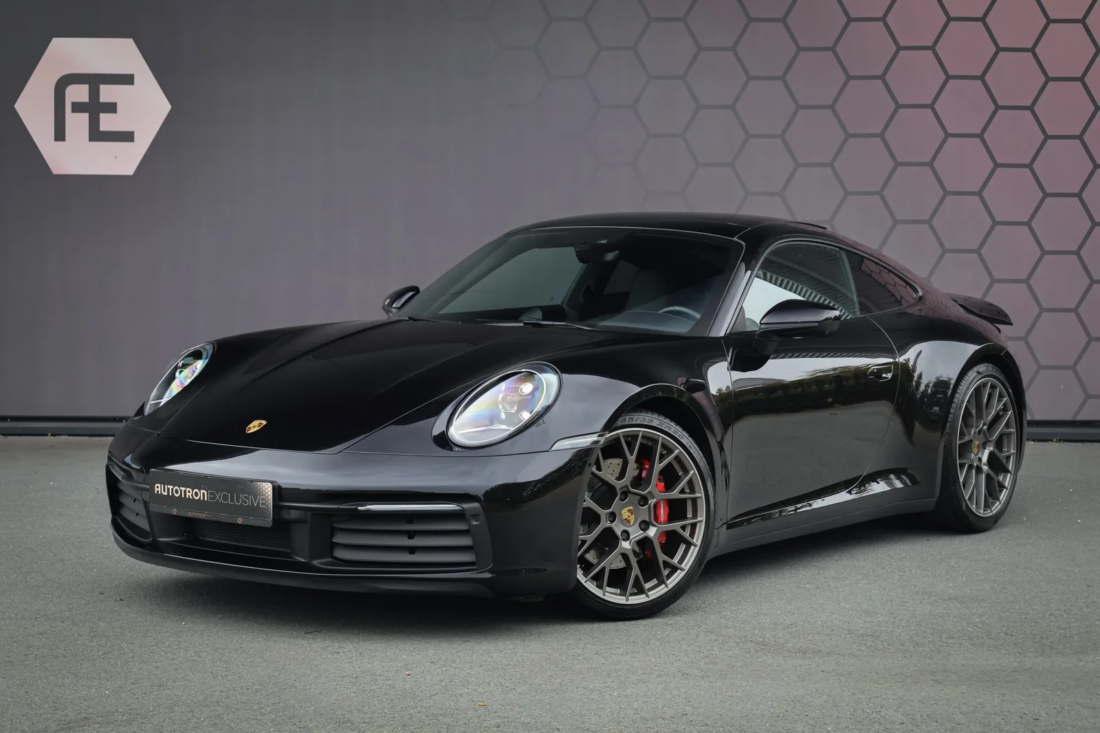 Porsche 911 (2022) — foto 1