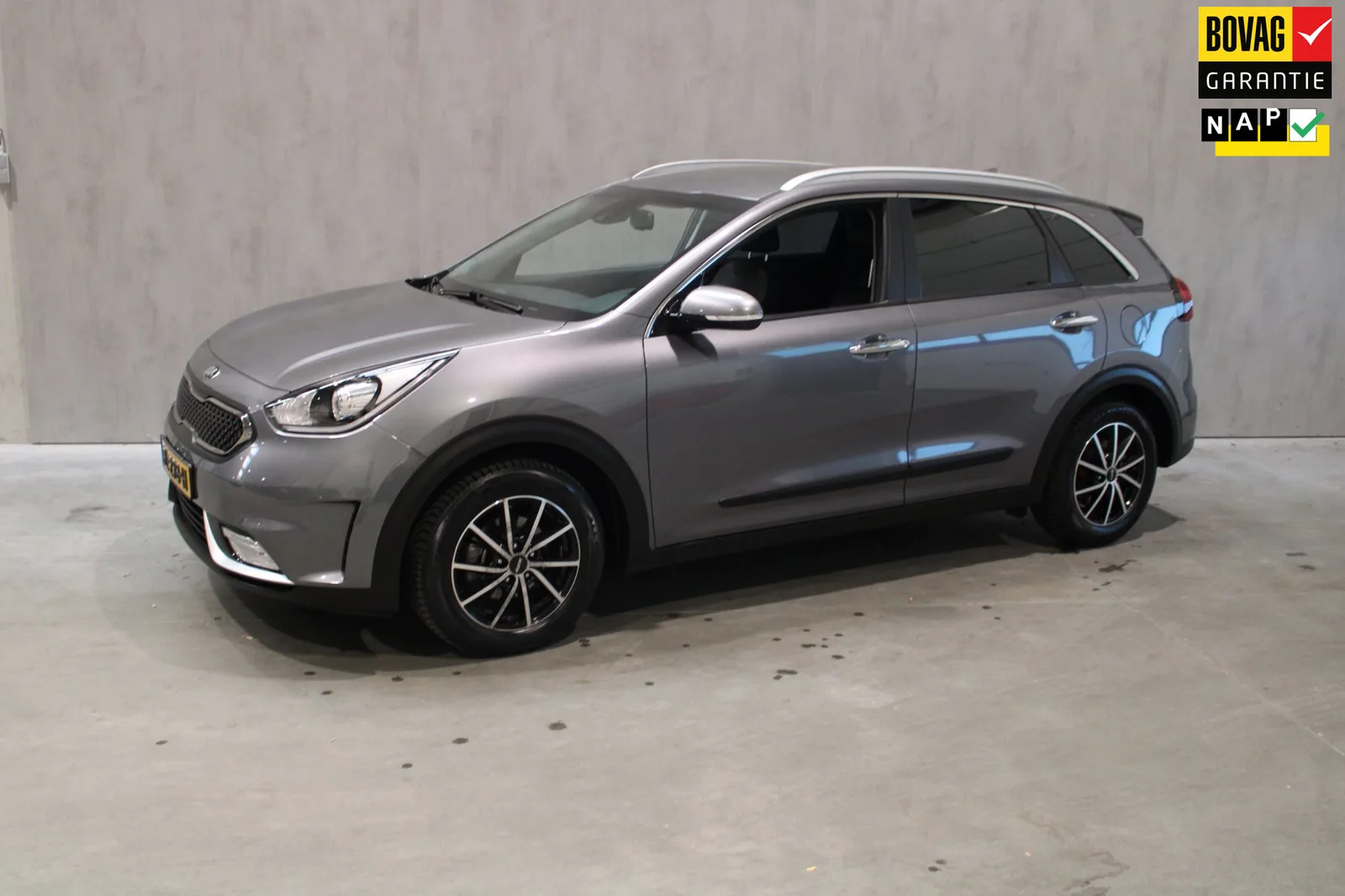 Kia Niro (2017) — foto 1