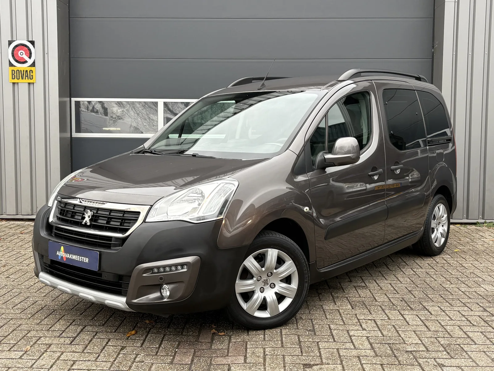 Peugeot Partner (2016) — foto 1