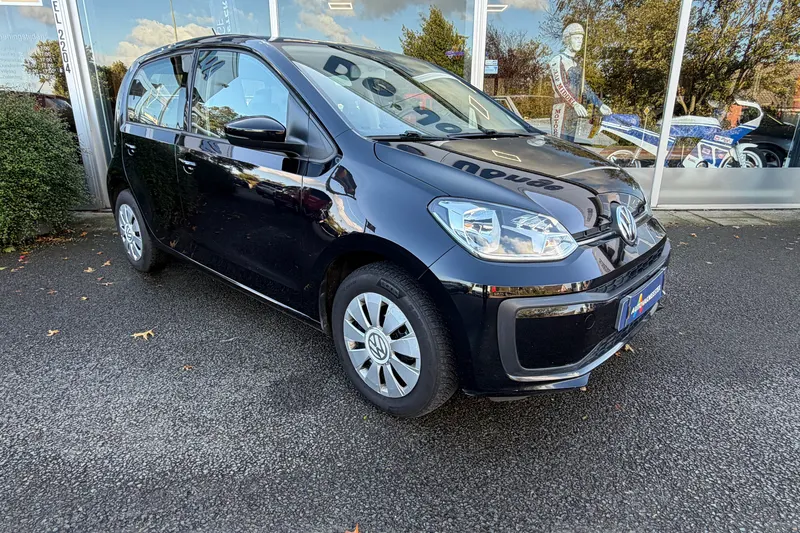 Volkswagen Up! (2017)
