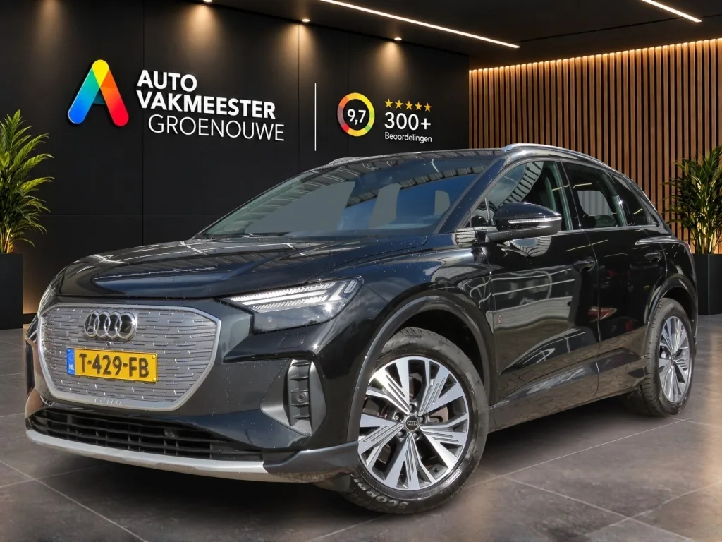 Audi Q4 e-tron (2023) — foto 1