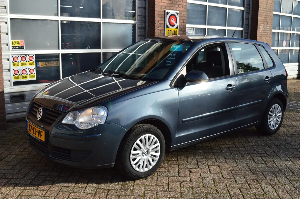 Volkswagen Polo (2006) — foto 1