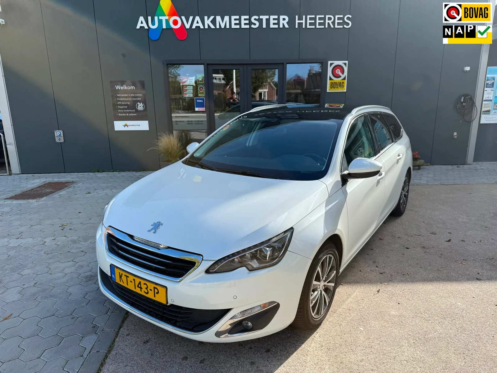 Peugeot 308 (2016) — foto 1
