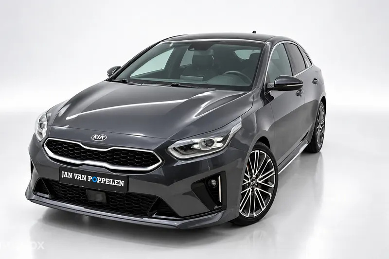 Kia ProCeed (2021)
