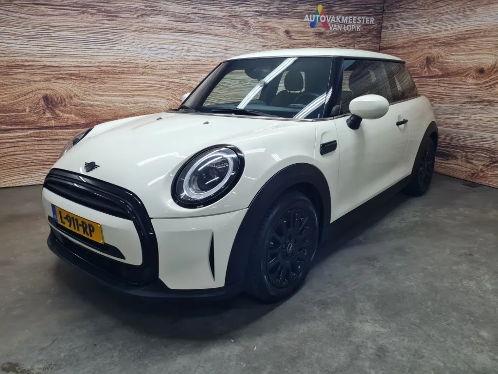 MINI One (2021) — foto 1