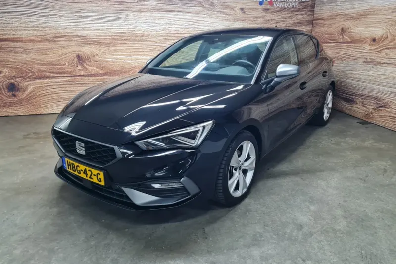 SEAT Leon (2025)