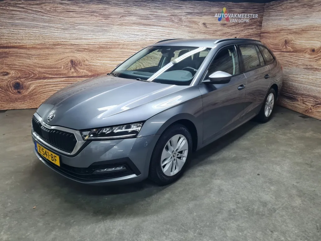 Škoda Octavia (2024) — foto 1
