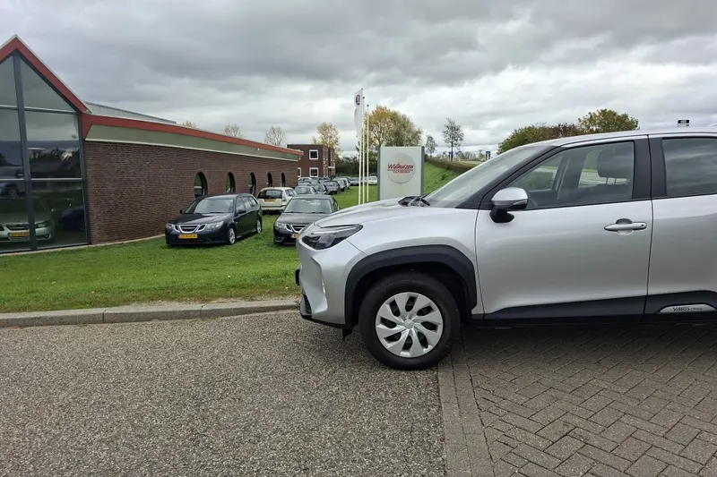 Toyota Yaris Cross (2023)