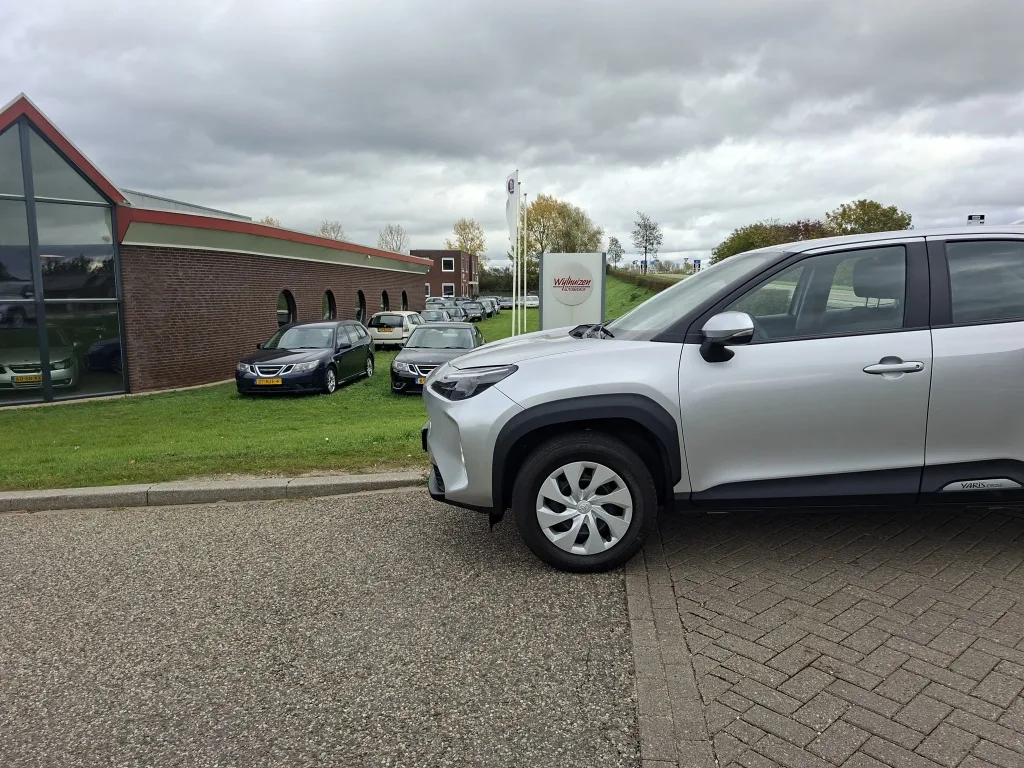 Toyota Yaris Cross (2023) — foto 1