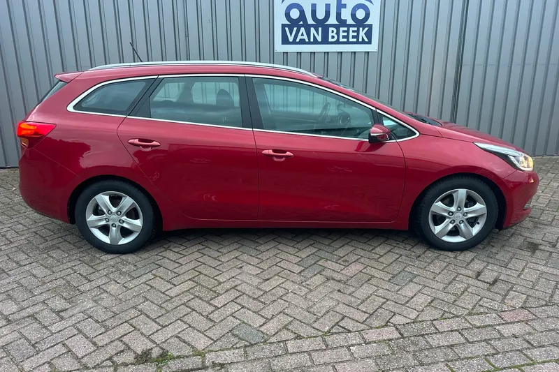 Kia Ceed (2013)