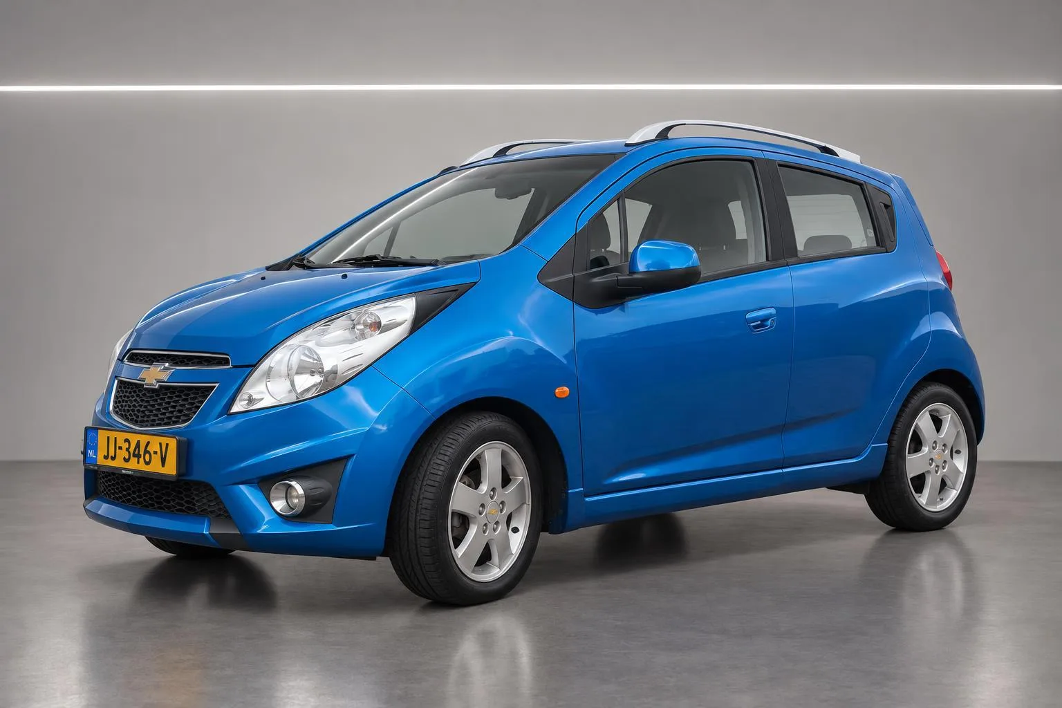 Chevrolet Spark (2010) — foto 1