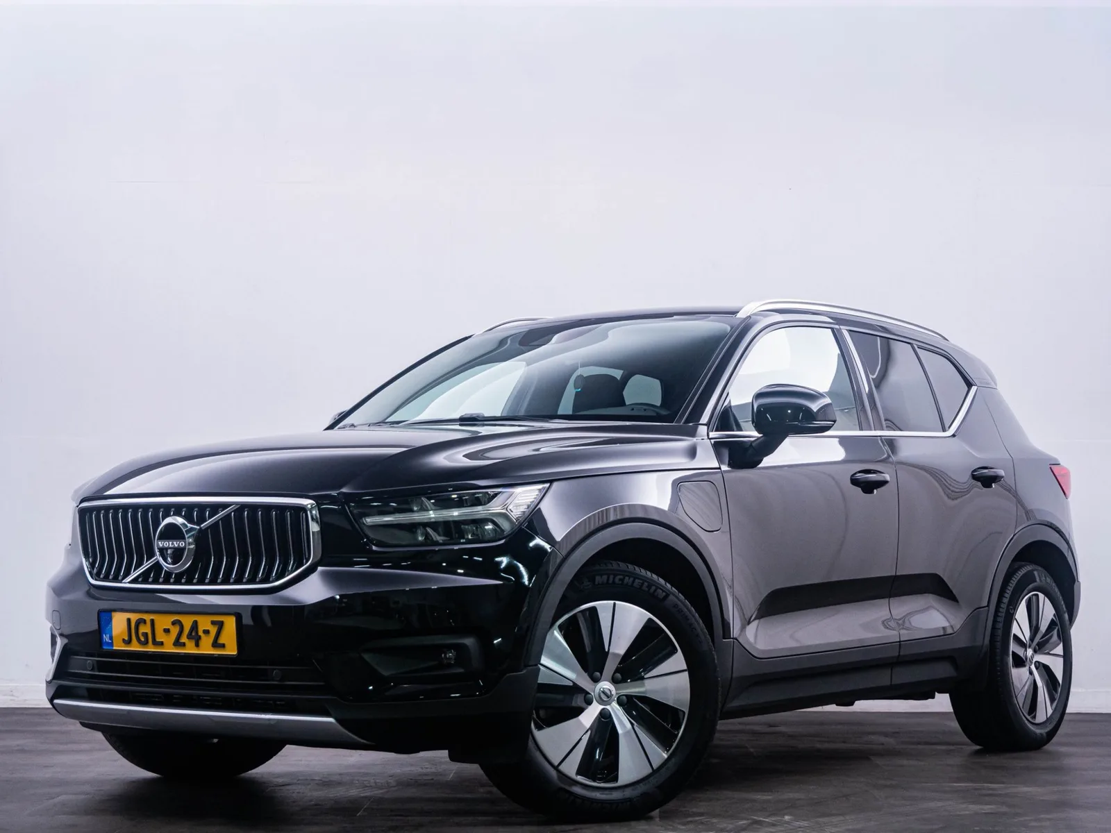Volvo XC40 (2021) — foto 1