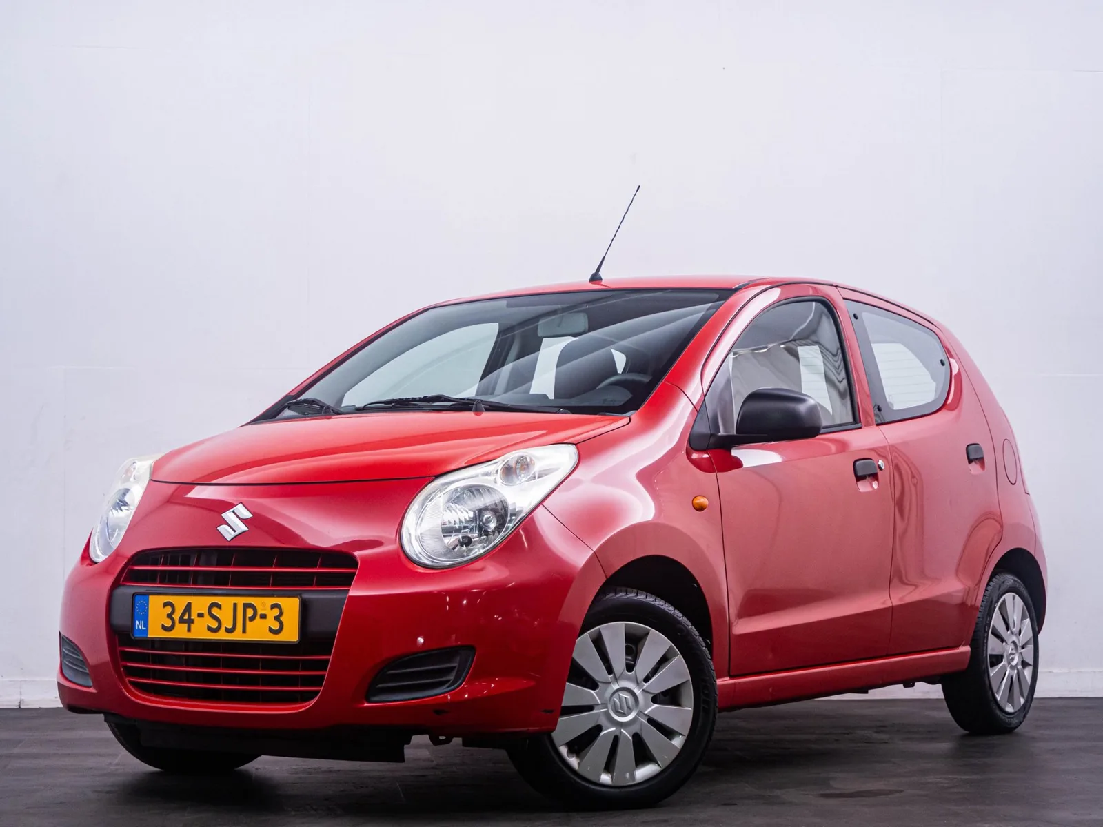 Suzuki Alto (2011) — foto 1