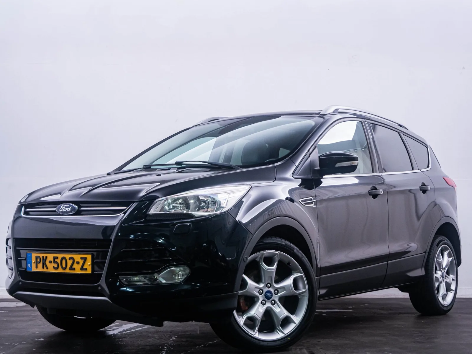 Ford Kuga (2013) — foto 1