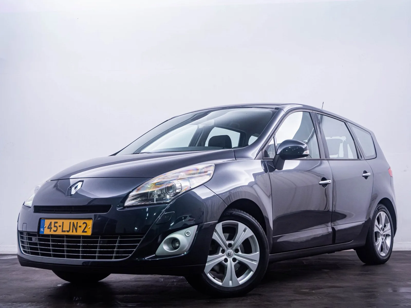 Renault Grand Scénic (2010) — foto 1