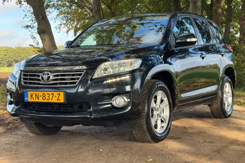 Toyota RAV4 (2010)