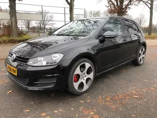 Volkswagen Golf (2013) — foto 1