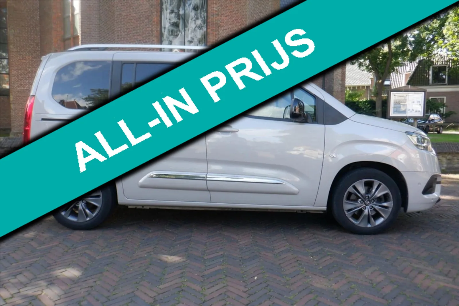 Toyota ProAce City Verso (2022) — foto 1