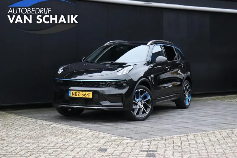 Lynk & Co 01 (2023)