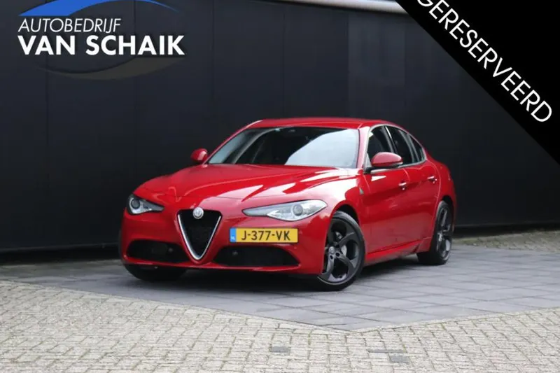 Alfa Romeo Giulia (2018)