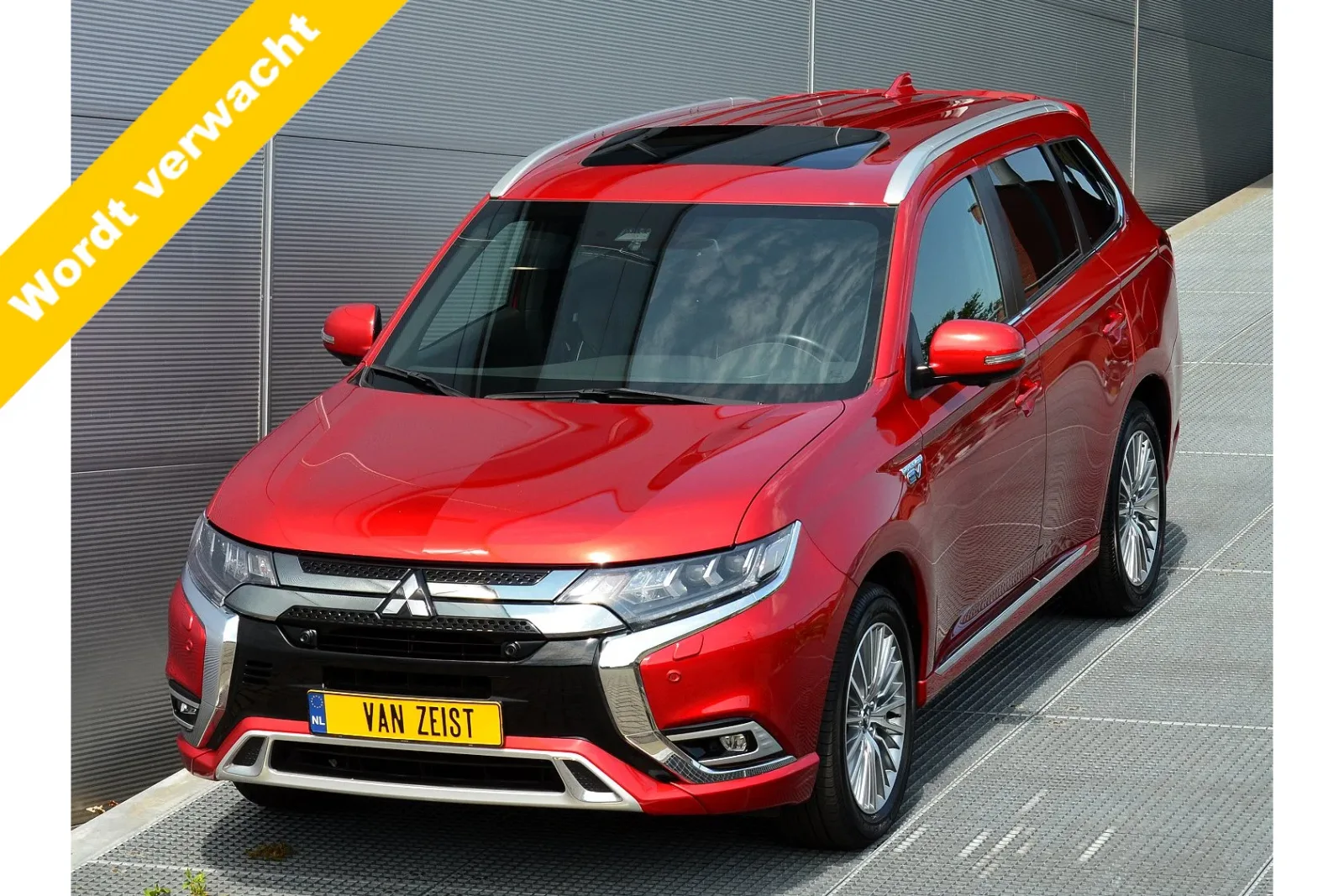 Mitsubishi Outlander (2021) — foto 1