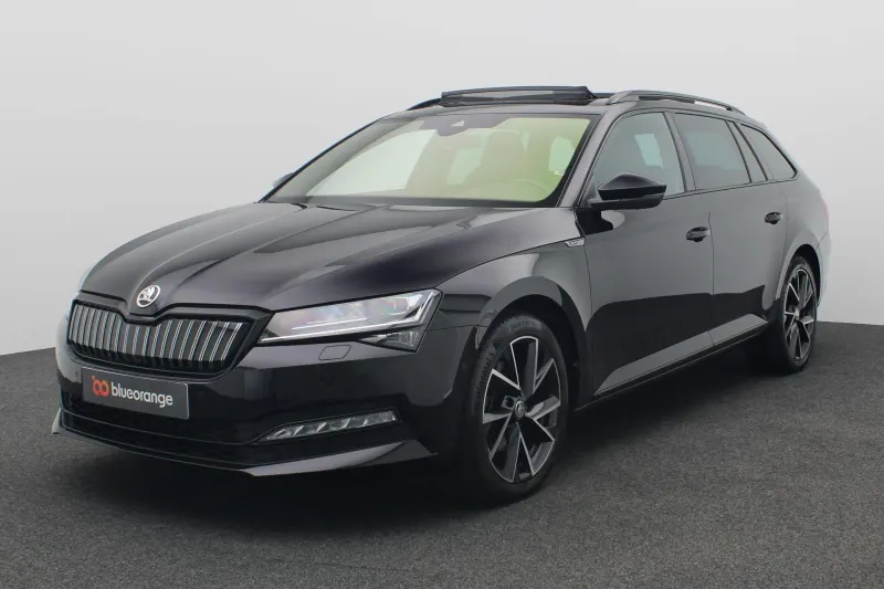 Škoda Superb (2023)