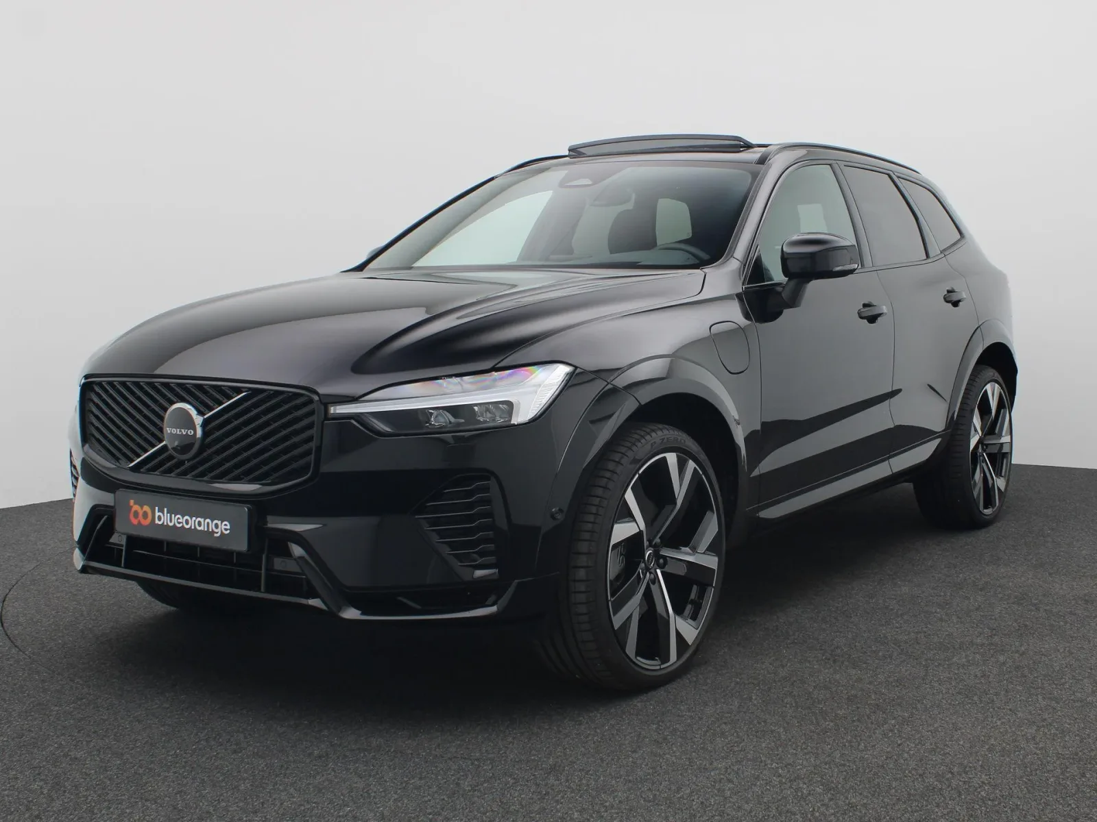 Volvo XC60 (2026) — foto 1