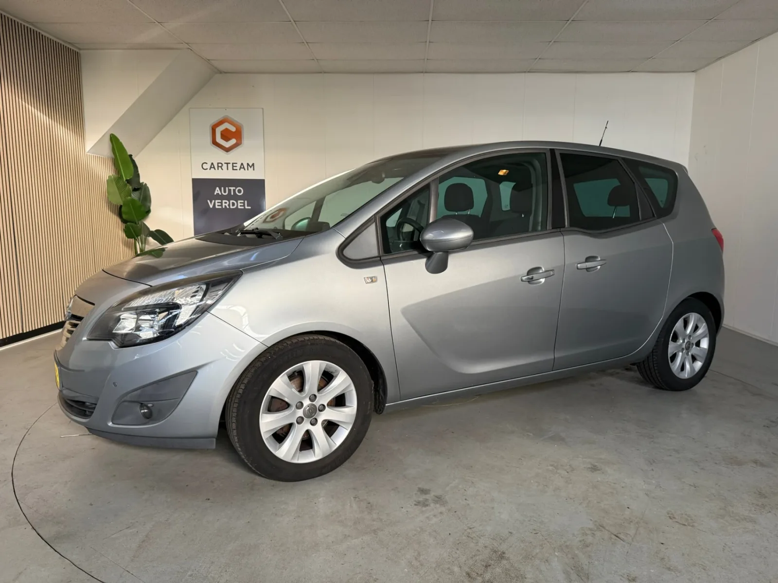 Opel Meriva (2013) — foto 1