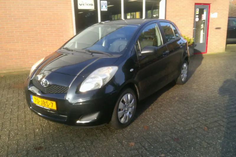 Toyota Yaris (2009)