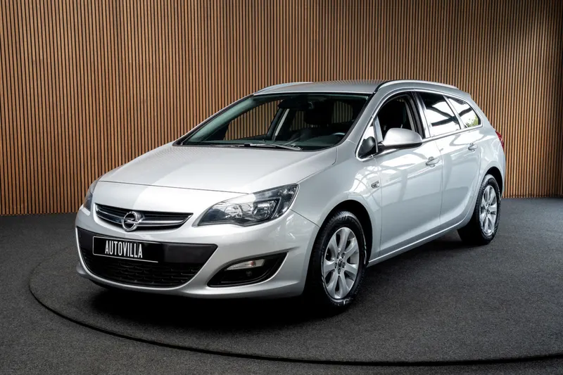 Opel Astra (2015)