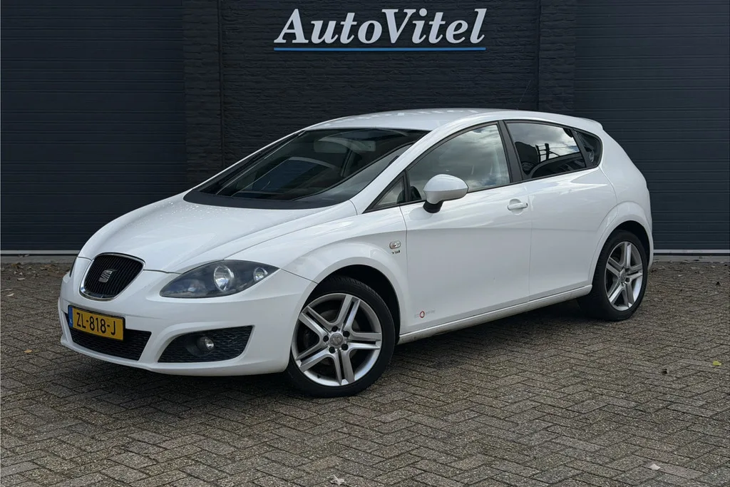 SEAT Leon (2011) — foto 1