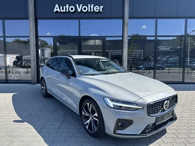 Volvo V60 (2025) — foto 1