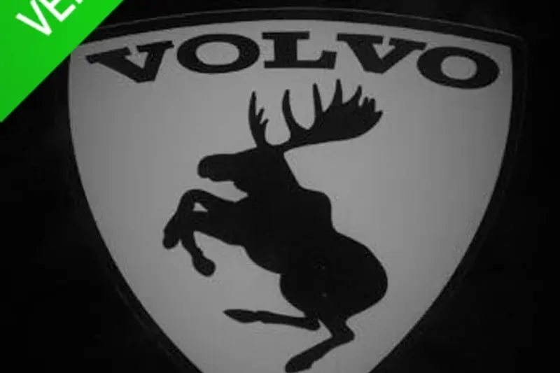 Volvo XC40 (2023)