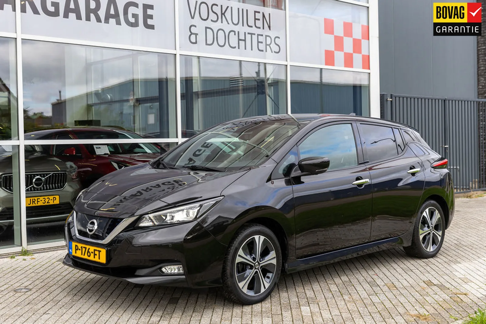Nissan Leaf (2022) — foto 1