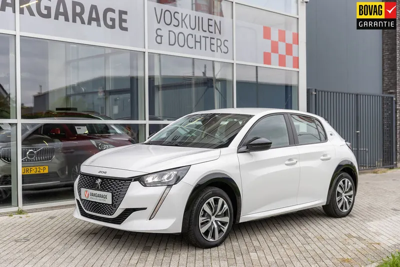 Peugeot e-208 (2023)