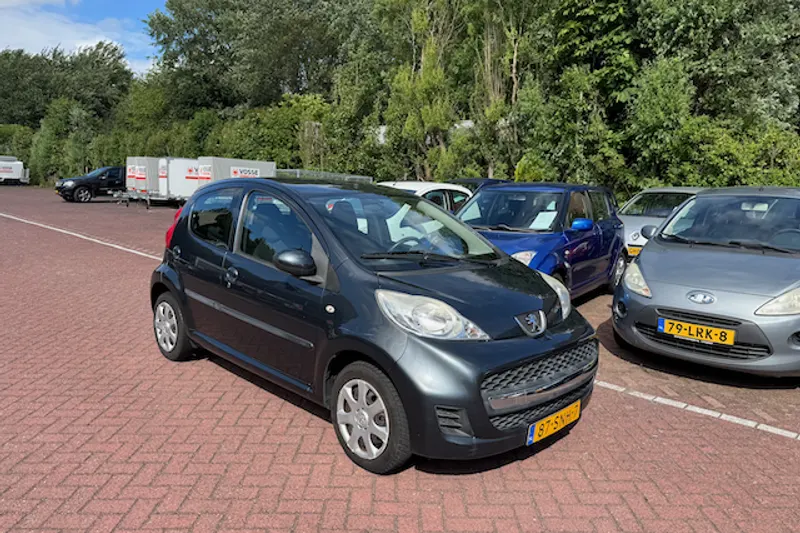 Peugeot 107 (2011)