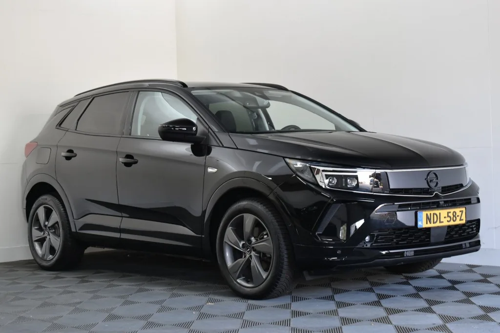 Opel Grandland (2024) — foto 1