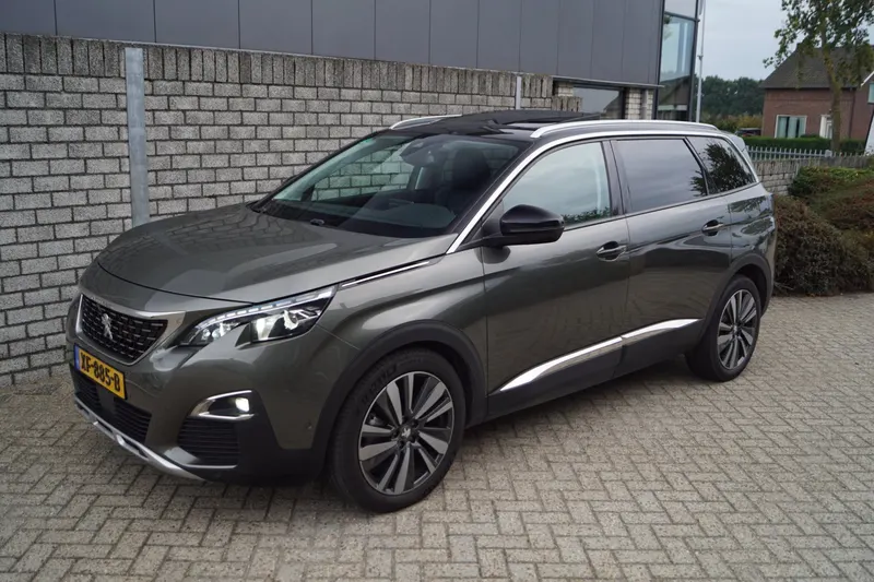 Peugeot 5008 (2019)