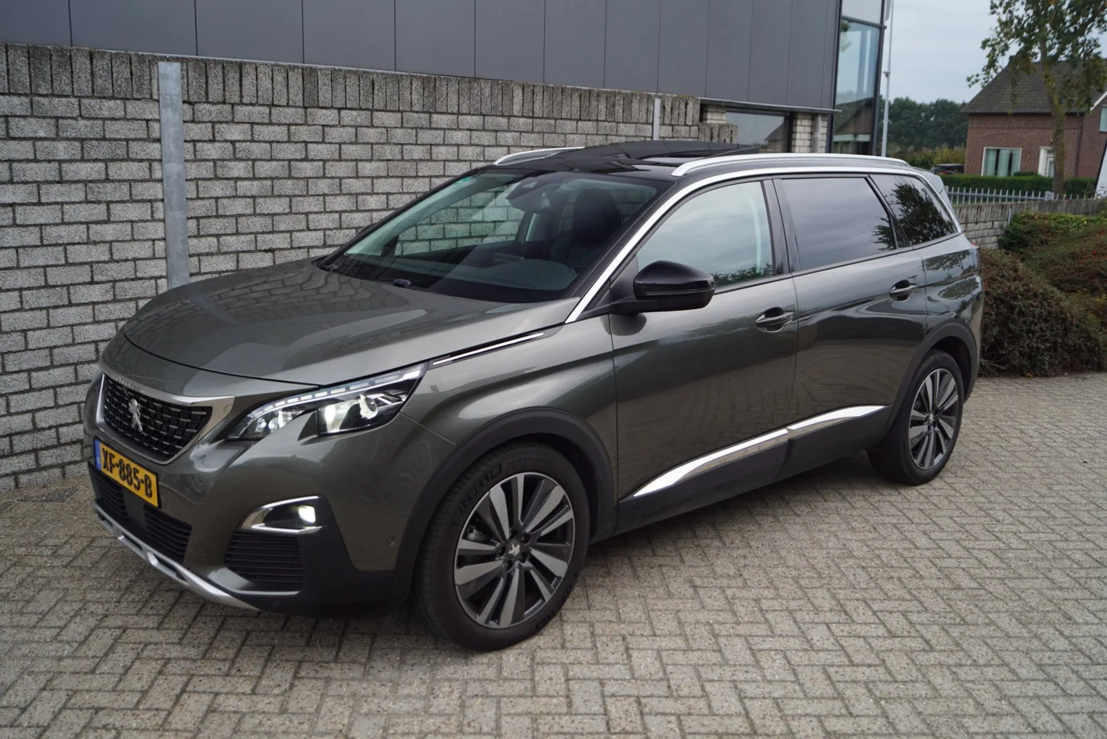 Peugeot 5008 (2019) — foto 1