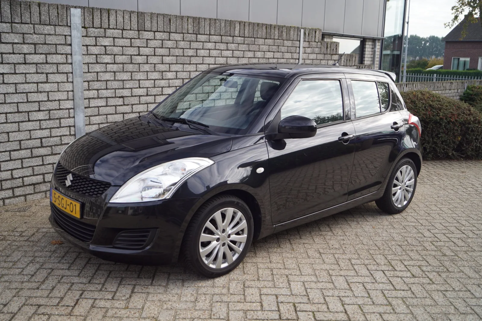 Suzuki Swift (2013) — foto 1